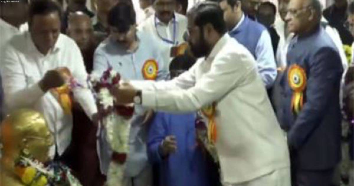 Maharashtra: CM Eknath Shinde, Devendra Fadnavis pay floral tribute to Dr BR Ambedkar on his birth anniversary